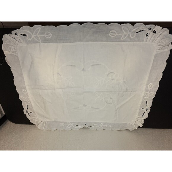 Vintage Gorgeous Euro French Hand Embroidered Pillow Sham 26x19 - Picture 6 of 6